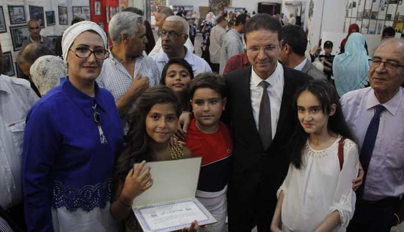 والي قسنطينة يكرم المتفوقين في الأطوار التعليمية الثلاثة