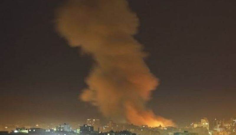 الاحتلال الصهيوني يقصف موقعا لحماس في غزة