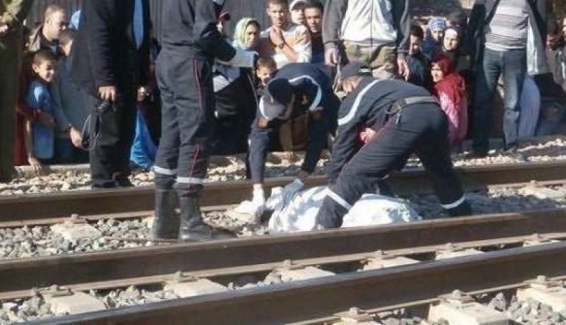 توقف رحلة قطار “العفرون_الجزائر” بسبب وفاة إمرأة دهسا