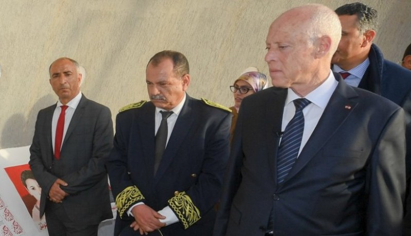 الرئيس التونسي يزور جرحى العملية الإرهابية من قوات الأمن