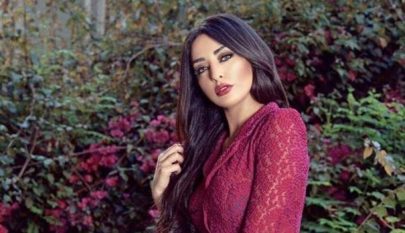 “كاميليا ورد” تشكر الشاب خالد