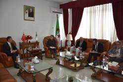 بالصور.. كوثر كريكو تستقبل السفير الصيني