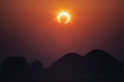 كسوف حلقي نادر للشمس في السعودية.. شاهد روعته