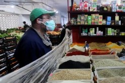 إلزامية ارتداء الكمامات لأصحاب المحلات وزبائنهم بالعاصمة والغلق للمخالفين