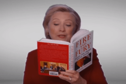 بالفيديو ..كلينتون تستهزئ بترامب أمام الملايين