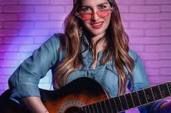 كنزة مرسلي تُشوق جمهورها لجديدها الفني بهذه الصورة