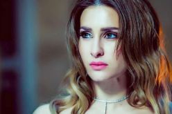 كنزة مرسلي: “الفنان الذي لا يتأثر بأوضاع بلده ليس بفنان”