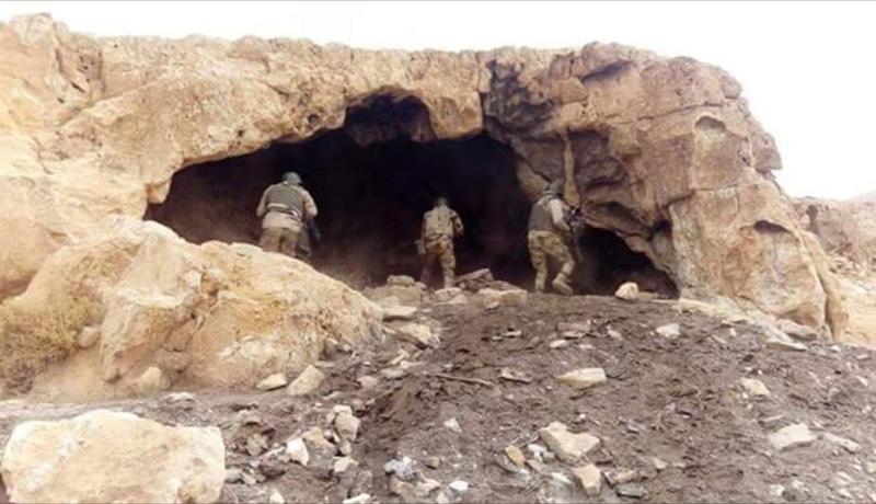 القبض على 3 إرهابيين داخل كهف بمصر