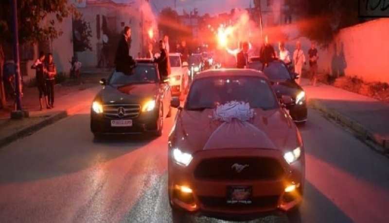 والي عنابة يسدي تعليمات للأجهزة الأمنية بالصرامة في تطبيق القانون..”الفوريار” لسيارات مواكب الأعراس وعقوبات ضدّ مخالفي تدابير مواجهة “كورونا”