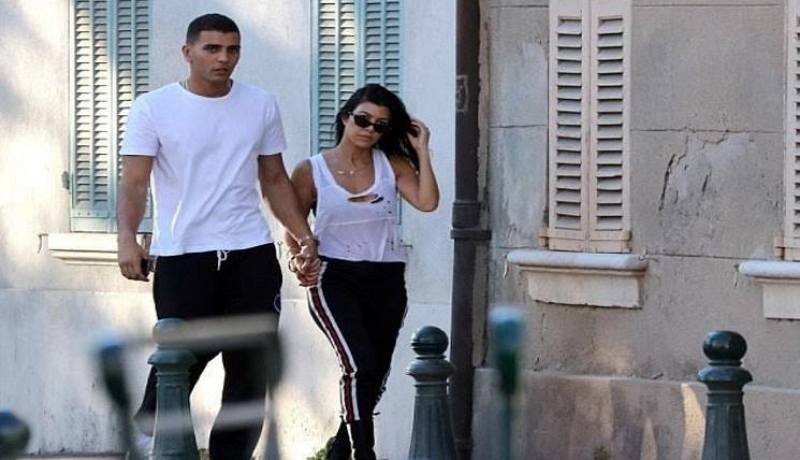 شقيقة “كيم كارديشيان” الكبرى تنفي حملها من “يونس بنجيما”