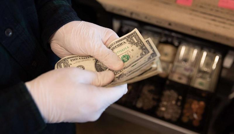 هذه هي حقيقة إنتقال فيروس كورونا عبر الأوراق النقدية