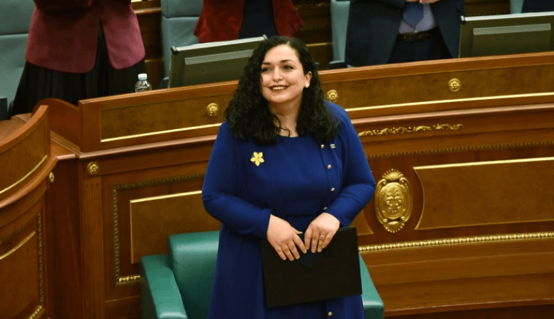 برلمان كوسوفو ينتخب فيوسا عثماني “38 عاما” رئيسة للبلاد