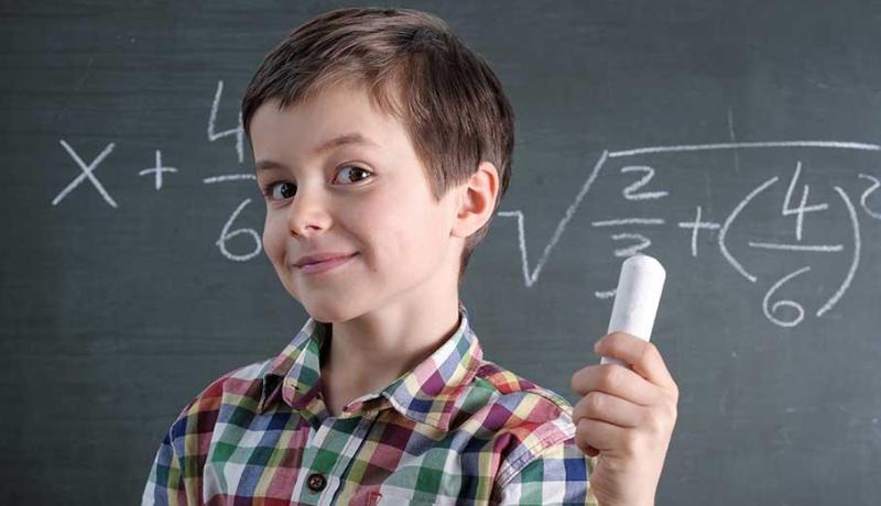 كيف أجعل ابني متوفقا في الدراسة..؟