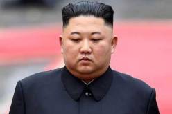 بالفيديو.. زعيم كوريا الشمالية كيم جونغ أون يبكي ويعتذر من شعبه