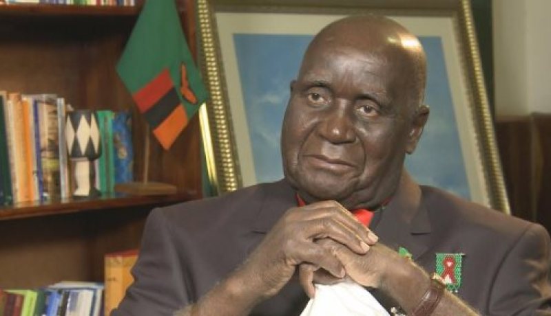 وفاة  الرئيس المؤسس لزامبيا عن عمر يناهز 97 عاما