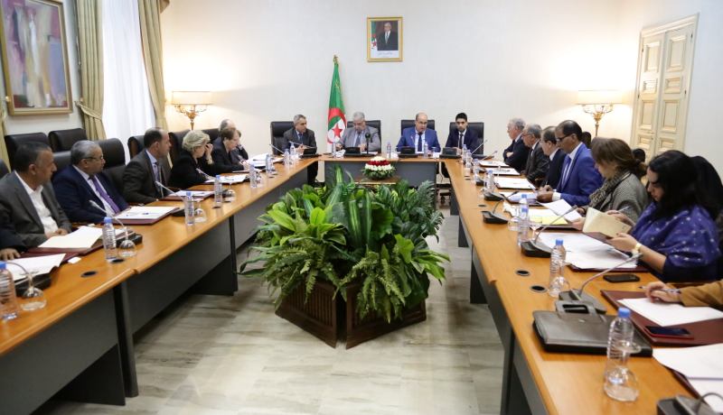 لجنة التربية بمجلس الأمة تستمع للطيب بوزيد