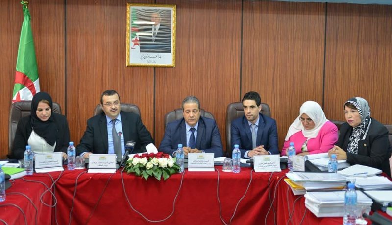 إقتراح تعديلات على 33 مادة من مشروع قانون المحروقات