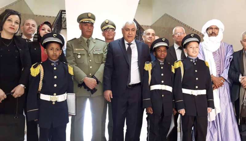 بالصور.. لجنة الدفاع الوطني بالبرلمان تزور مدرسة اشبال الأمة بتمنراست