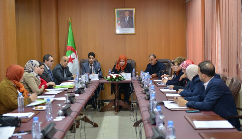 لجنة الصحة تستمع إلى عرض حول مشروع القانون المتعلق بتنصيب العمال ومراقبة التشغيل