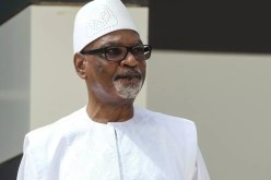 رئيس مالي يستقيل من مكان اعتقاله ويعلن حلّ البرلمان والحكومة