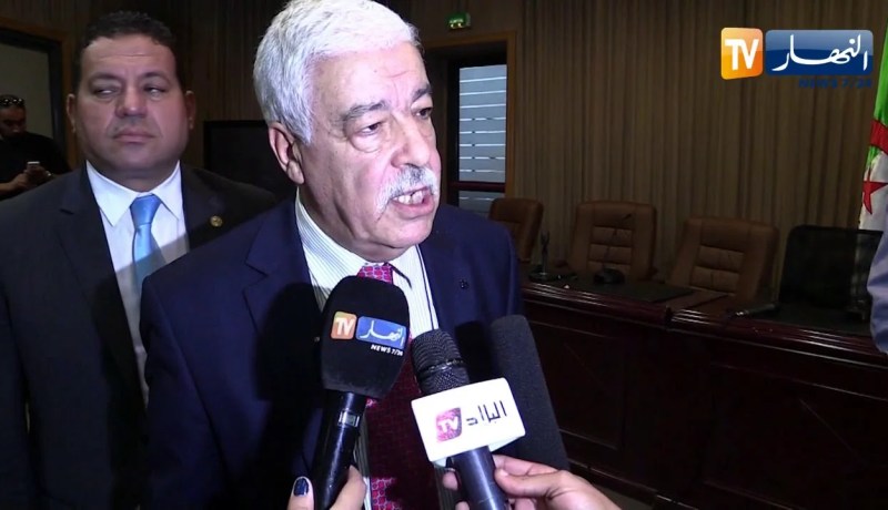 بوزيد لزهاري: دسترة الحق في الحياة تلغي عقوبة الإعدام
