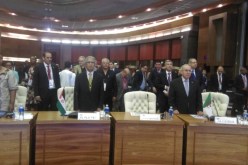 لعمامرة يشارك في قمة الصادك الدولية للتضامن مع الصحراء الغربية