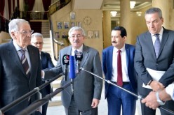 أحزاب الأغلبية الرئاسية ترشح بوتفليقة لعهدة خامسة