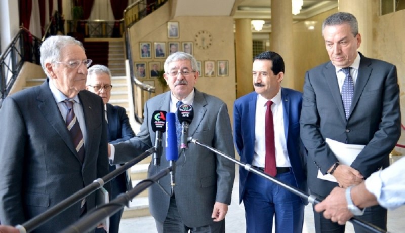 أحزاب الأغلبية الرئاسية ترشح بوتفليقة لعهدة خامسة