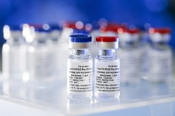 عمدة موسكو.. الصحافيون من بين أوائل متلقي لقاح “كورونا” الروسي