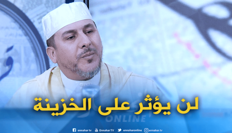 الأئمة يطالبون براتب 10 ملايين سنتيم ومنزل ومنحة الهندام