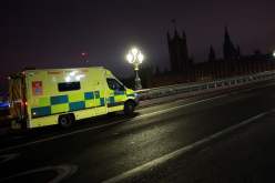 بريطانيا: إصابة 3 أشخاص في حادث طعن وسط لندن