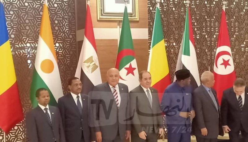 وزارة خارجية الوفاق الوطني تثمن الدور الجزائري في حل الأزمة الليبية