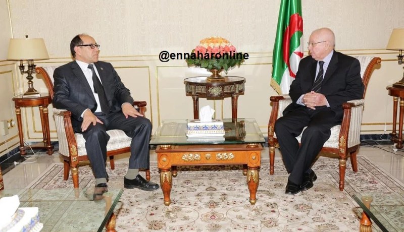 بالصور.. بن صالح يودع سفير ليبيا بعد انتهاء مهامه بالجزائر