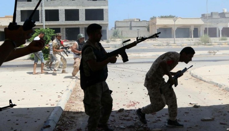 ليبيا: ارتفاع حصيلة قتلى معارك طرابلس إلى 213