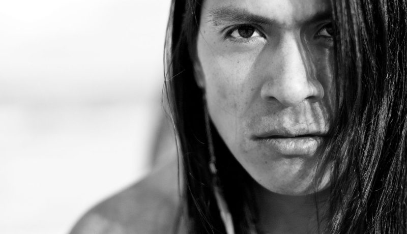 الفنان العالمي “ليو روخاس” يحيي حفلات بأوبرا الجزائر