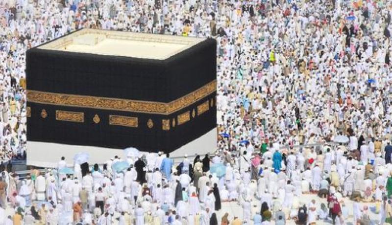 رأوني أطوف بالكعبة… إنما الأعمال بالنيّات