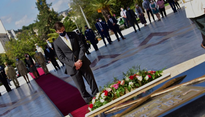 وزير الدفاع الأمريكي عن شهداء الجزائر: الثمن الباهظ للاستقلال لا ينسى أبدا