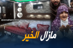 بالصور.. شباب يُشيّدون منزلا لعجوز ويزرعون البسمة على وجهها