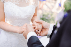 ماكثات في البيت يبحثن عن نصفهم الآخر 