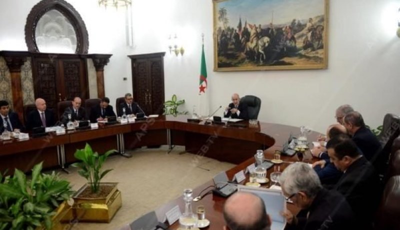 مجلس الوزراء يعتمد دفتر الشروط الخاص بتصنيع السيارات واستيراد المركبات الجديدة