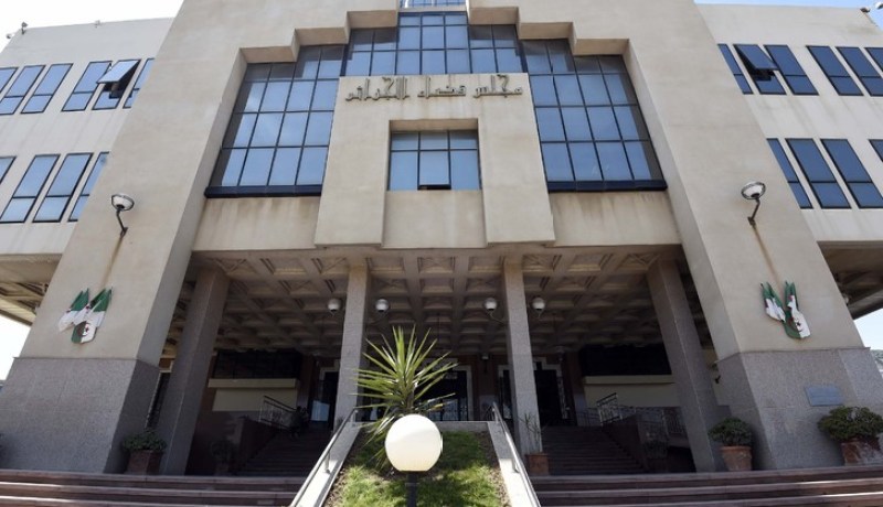 هلع وإغماءات جرّاء انفجار أنبوب غاز بالمجلس وإتلاف عديد الملفات القضائية