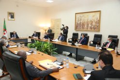 مجلس الأمة يدعو لردع كل من أراد النيل من وحدة الوطن واستقراره