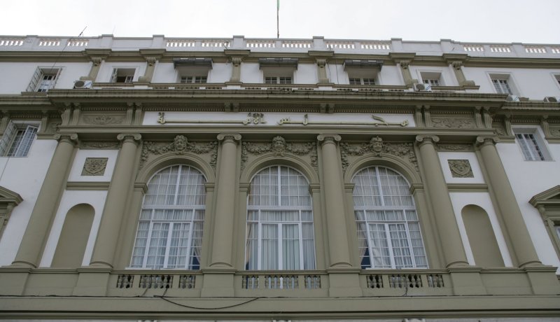 مجلس الأمة يناقش قانون المالية 2021 غدا الإثنين