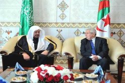 رئيس مجلس الشورى السعودي يشرع في زيارة إلى الجزائر
