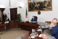 الرئيس تبون يأمر بإنشاء وكالة وطنية تختص بالإشراف على تسيير محطات تحلية مياه البحر