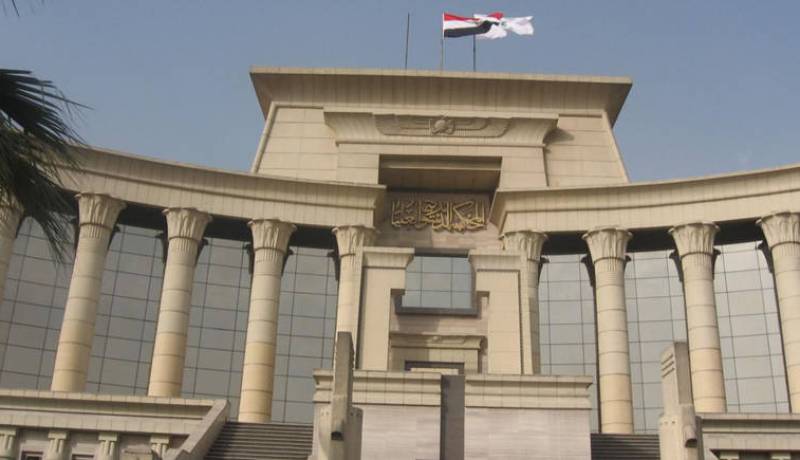 المحكمة المصرية تلغي أحكاما بالحبس ضد 16 متهما في قضية “التمويل الأجنبي”