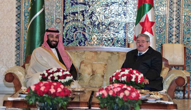 محمد بن سلمان: سنمضي قدما في سبيل تطوير وترسيخ علاقاتنا مع الجزائر