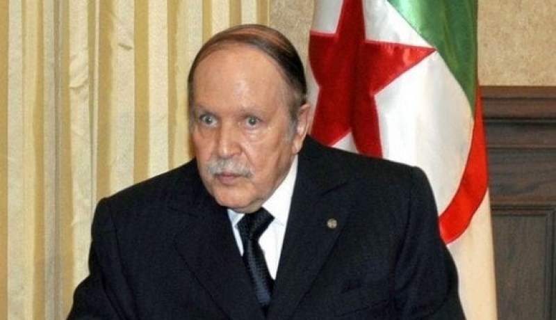 بوتفليقة يشيد بفضائل الفقيد محمد لمقامي وحبه الشديد للوطن