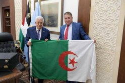 بالصور.. الرئيس الفلسطيني يستقبل رئيس جمعية الصداقة والاخوة الفلسطينية الجزائرية