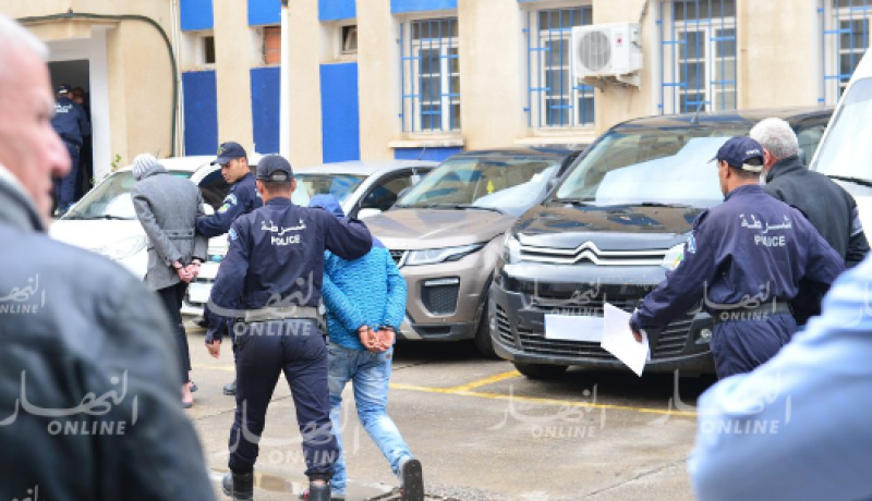 القبض على شاب بتهمة حيازة المخدرات داخل دراجته النارية بالبليدة